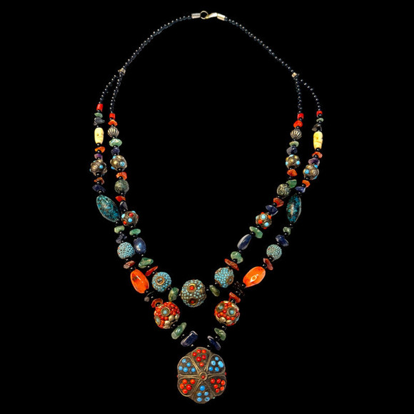 #114 - Sterling Silver & Gemstone Show - Picture 1 of 1